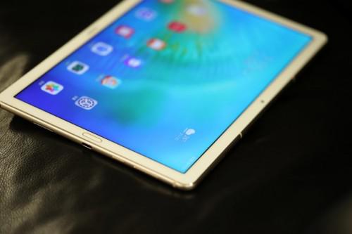 秋天的第一臺平板，MatePad 10.8 可以安排上了