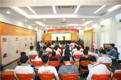 決賽巔峰之戰(zhàn)落幕，2020第二屆翼支付杯大數(shù)據(jù)建模大賽完美收官