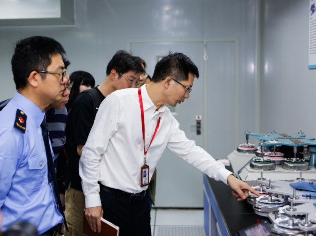 水星家紡召開“企業(yè)質(zhì)量開放日”活動，樹立奉賢企業(yè)標桿