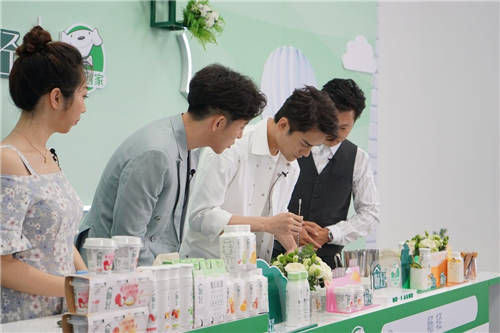 王凱同款暢輕1小時送達(dá)，京東到家“超級粉絲日”助伊利低溫銷量破紀(jì)錄