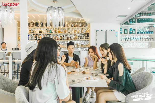 免費(fèi)網(wǎng)紅餐有套路？Leader招呼年輕人吃霸王餐，沒(méi)料到結(jié)果真香！