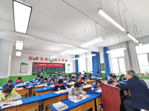 再登央視！三雄極光打造教育扶貧樣本