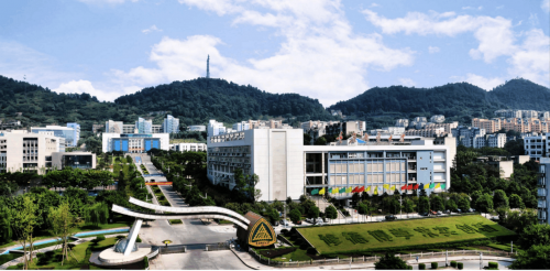 助力新基建，重慶這所大學(xué)亮出“智算中心”新名片