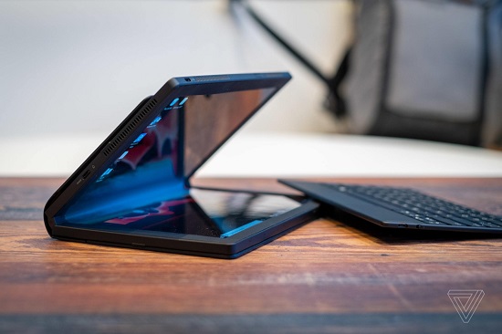 ThinkPad全球首發(fā)折疊屏筆記本電腦 ，X1 Fold背后的“黑科技”