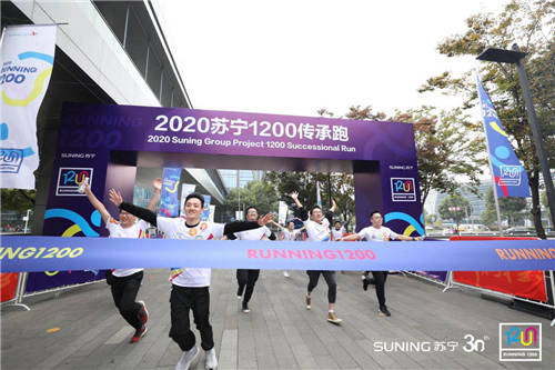 打造百年企業(yè)，張近東零售能力與人才建設兩手抓