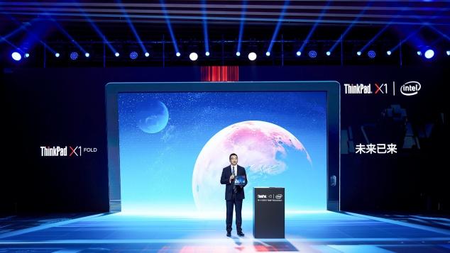僅重999克的筆記本電腦有啥生產(chǎn)力？ThinkPad X1 Fold碉堡了