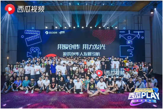 3年仿造杭州城，3月復(fù)原《紅樓夢》，西瓜視頻創(chuàng)作人WilliamC的游戲人生