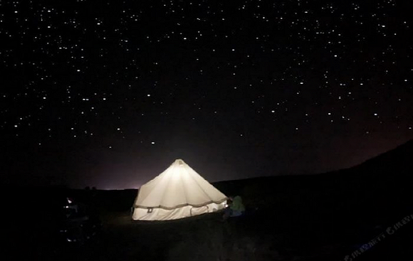 早看朝霞晚覽星空，這10家途家民宿藏在甘肅的美景中