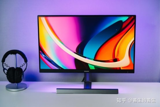 達人說丨顯示器自帶流光溢彩燈效，玩游戲究竟有多帶感？