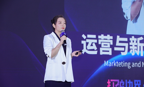 “你的第一張輕醫(yī)美護(hù)膚卡” 新氧美次卡正式上線！