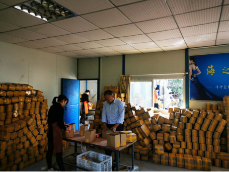 五農(nóng)民十天賣掉400萬枚雞蛋 蘇寧賦能供應(yīng)鏈盤活萬億市場(chǎng)