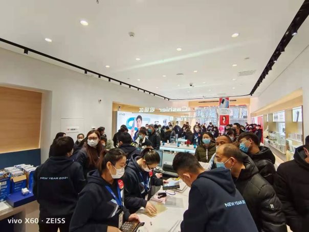 強(qiáng)悍！ vivo X60系列用實(shí)力交出“四冠”成績(jī)單