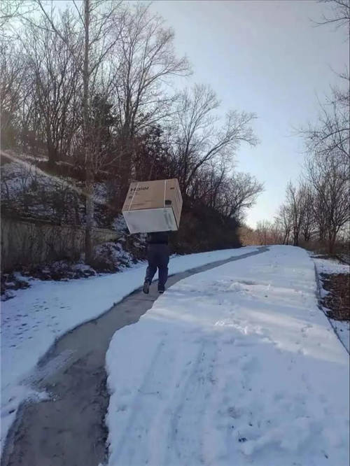 別人都在朋友圈曬雪景，海爾用戶卻曬服務(wù)溫暖