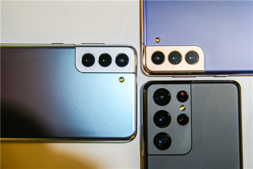 同為大廠出品，為何三星Galaxy S21 5G系列免費(fèi)送充電頭