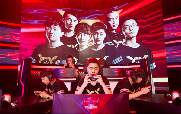 騰訊游戲x紅魔6游戲手機正式曝光，將實現(xiàn)騰訊全系游戲的深度優(yōu)化