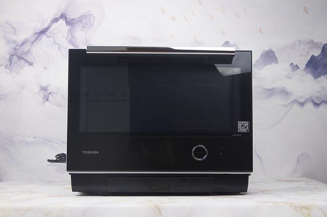 東芝微蒸烤一體機ER-RD7000CNW，全能料理的嘗鮮體驗