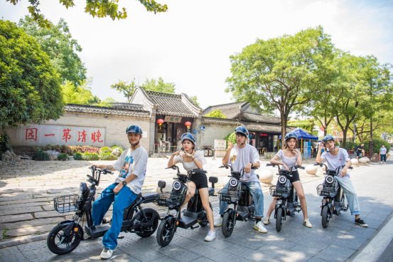 愛瑪霸榜2020電動車品牌排行，豪華鋰電車功不可沒！