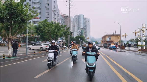 《哈哈哈哈哈》圓滿收官，看臺(tái)鈴如何走出綜藝營銷新路徑！