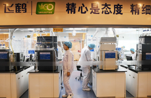 12年浴火重生，國(guó)產(chǎn)奶粉重構(gòu)市場(chǎng)格局
