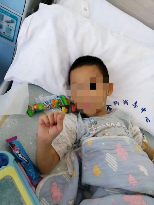太心疼！3歲男孩患白血病，水滴籌愛心助力醫(yī)療費挽救心碎家庭