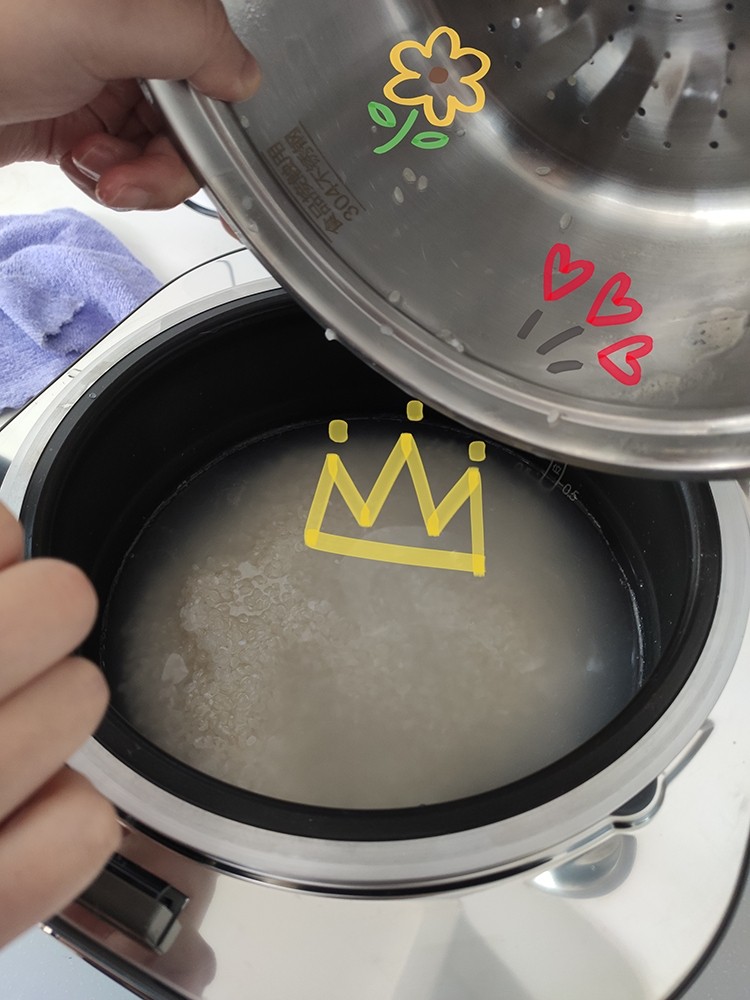 我們對蘇泊爾電飯煲進(jìn)行了評測：顏值當(dāng)?shù)?實力不俗
