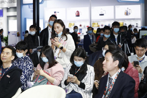 AWE2021丨凱度風火輪系列新品發(fā)布會成功舉辦，引領(lǐng)智能廚電新生活