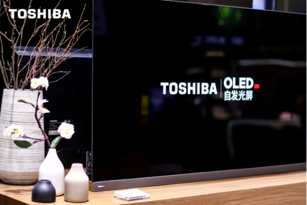 從東芝電視亮相AWE2021，看高端家電競(jìng)速“下半場(chǎng)”