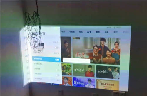 家庭影院它不香嗎？實(shí)測(cè)熱門投影產(chǎn)品極米H3S、堅(jiān)果J10