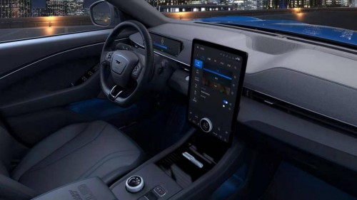 福特電馬PK特斯拉Model Y，談?wù)勱P(guān)于電動車的那些事兒