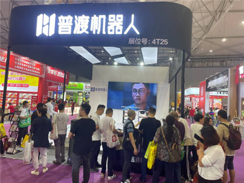 直擊成都火鍋展，普渡機器人現(xiàn)場成交多臺！
