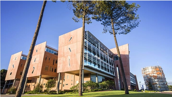 澳洲科廷大學(xué)，為你打開廣闊的就業(yè)前景！