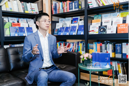 知名心理學作家盧熠翎：跨越原生家庭的第一步，就是找出家庭系統(tǒng)中的“隱藏人”