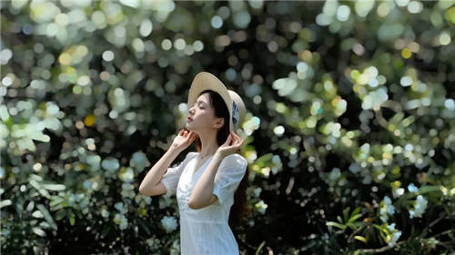 畢業(yè)派對(duì)融合游戲、音樂(lè)驚喜不小，OPPO Reno6系列明日正式亮相