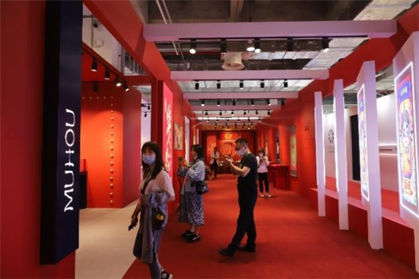 華系目后眼鏡亮相上海展，力推民族品牌進(jìn)程
