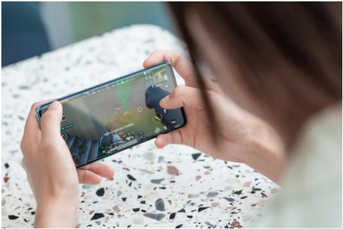 出道即巔峰！OPPO Reno6系列上線，斬獲全價位段雙冠軍