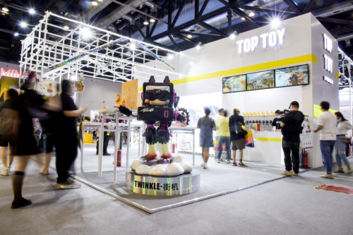 全球集合品牌TOP TOY引發(fā)潮玩熱，如何玩轉(zhuǎn)新消費？