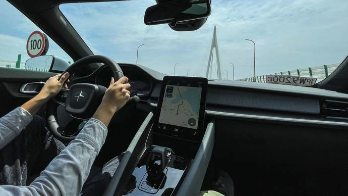 哪個電動汽車好，極星（Polestar）接受山道考驗