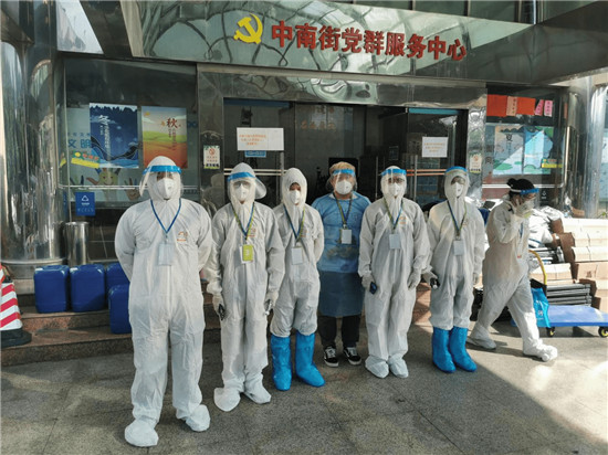 致敬，十薈團志愿者逆行進穗堅守抗疫一線