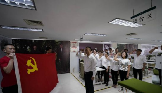 “紅色戰(zhàn)狼之家”開(kāi)館，七匹狼秉承狼文化！