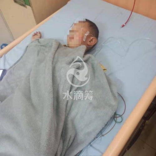 3歲寶寶飽受病痛折磨，父親難籌醫(yī)療費，無奈求助水滴籌