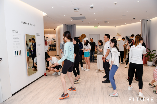 FITURE iapm品牌館上海開業(yè)，魔鏡旗艦版“四色齊發(fā)“