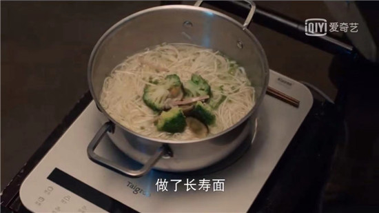《你好安怡》火熱推薦，戚薇柳巖都在用的鈦古高端電磁爐好在哪