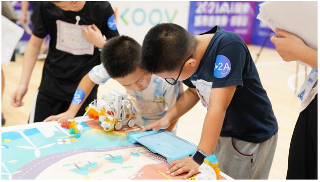 科創(chuàng)教育，朝向未來：2021 AI探索賽之KOOV選拔賽首“戰(zhàn)”成都