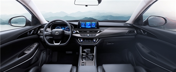 長安汽車銳程CC藍(lán)鯨版，一款真正懂國人的轎車！