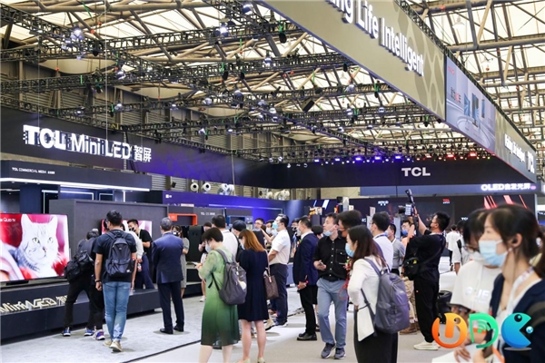 領(lǐng)曜未來視界，TCL 斬獲多項UDE 2021大獎