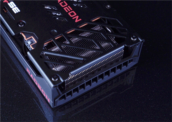 1080P新甜品，藍寶石RX 6600 XT顯卡開箱