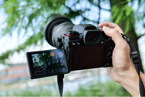 「進(jìn)可攻退可守」的色彩表現(xiàn)，松下LUMIX S5拍照實(shí)測(cè)