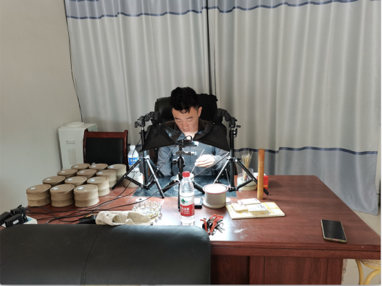 年銷200萬，他在微拍堂“蛐蛐”的致富密碼!