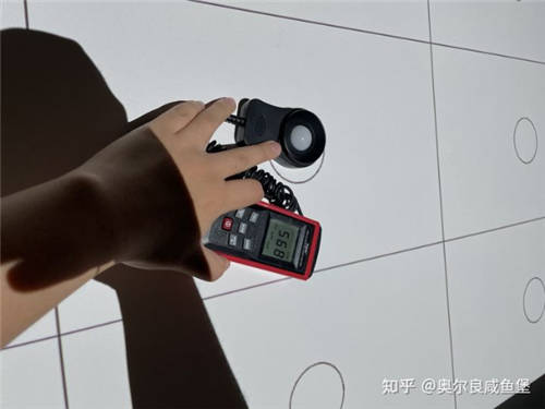 當(dāng)貝D3X&極米New Z6X對(duì)比測(cè)評(píng)，誰(shuí)是3000元價(jià)位段最值得買的家用投影？