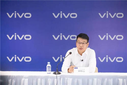 vivo執(zhí)行副總裁胡柏山：V1是自研影像芯片，將由X70系列首發(fā)